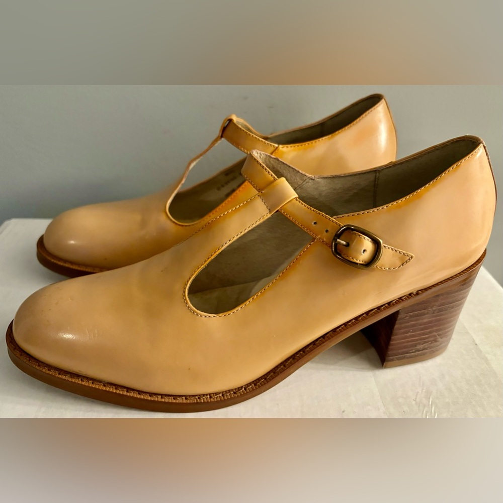 GAP SHOES Patent Tribeca T-Strap Peach Size 8 - Picture 7 of 8
